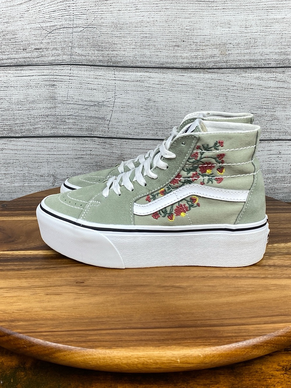 Vans SK8 Hi Stackform Green Floral Embroidery Sneakers Women’s Shoe Size 6